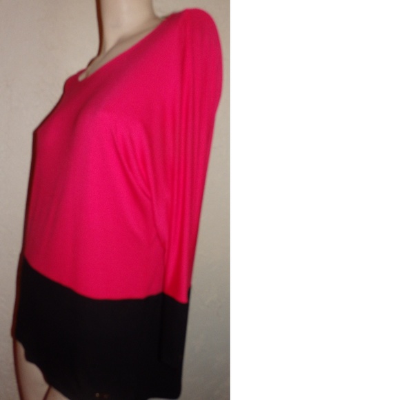 Calvin Klein NWOT Red/ Black Knit Zipper Sleeve - Picture 5 of 7